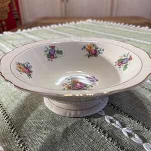 Syracuse China federal shape serving bowl